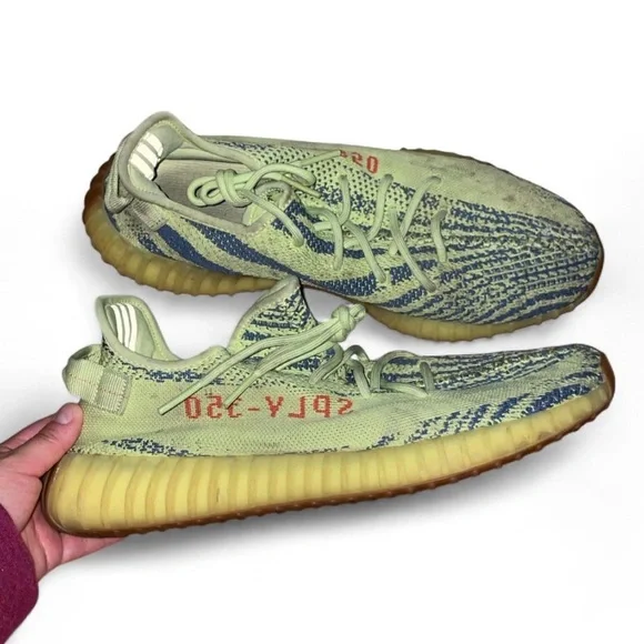 Adidas— Yeezy boost 350 v2 in semi frozen yellow colorway - Picture 1 of 6